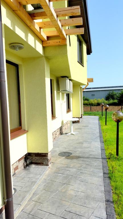 Guesthouse River House Svilengrad Exterior foto