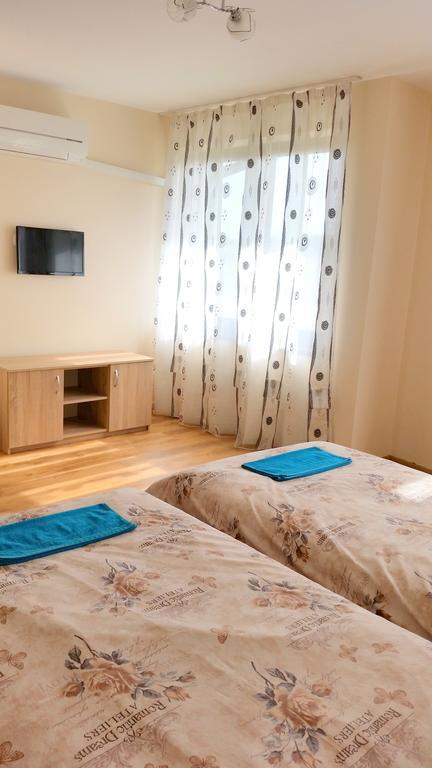 Guesthouse River House Svilengrad Exterior foto