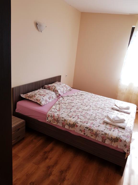 Guesthouse River House Svilengrad Exterior foto